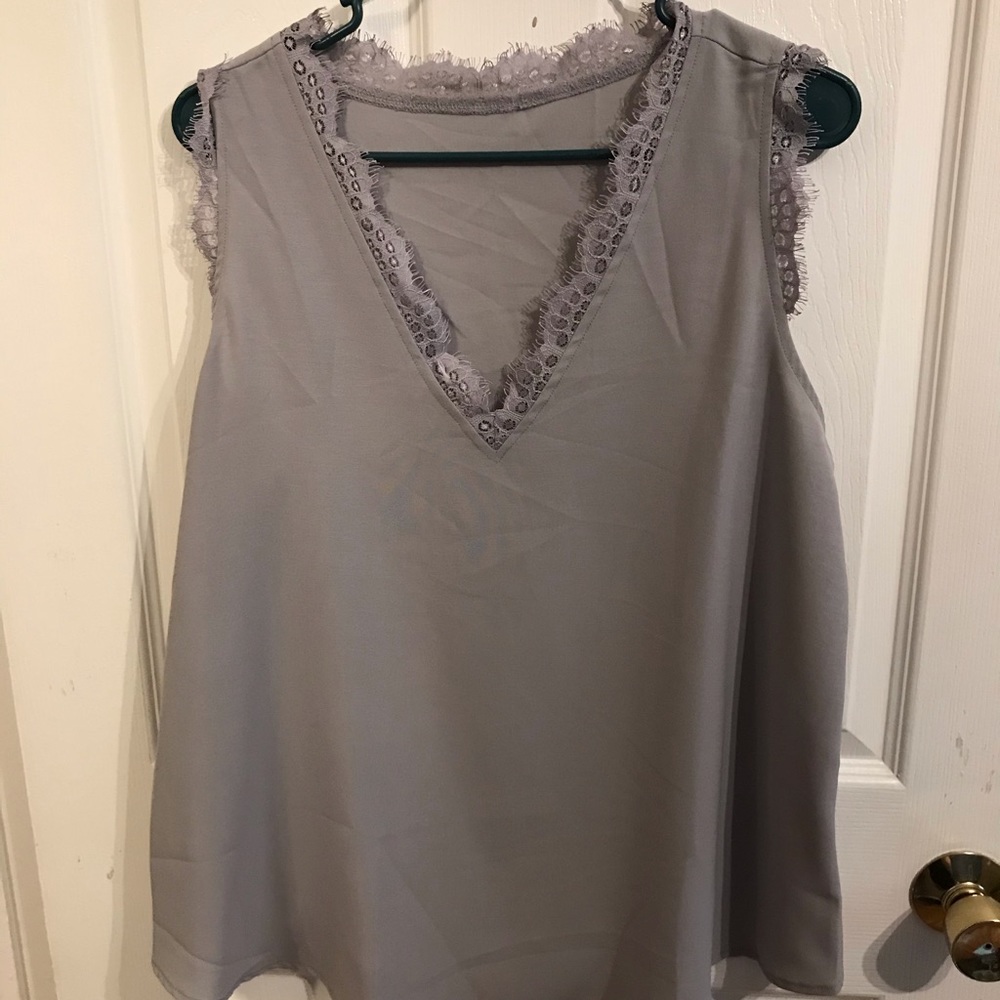 Grey lacey tank